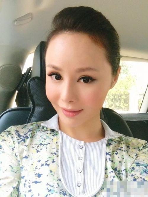 女主播杨晨图片